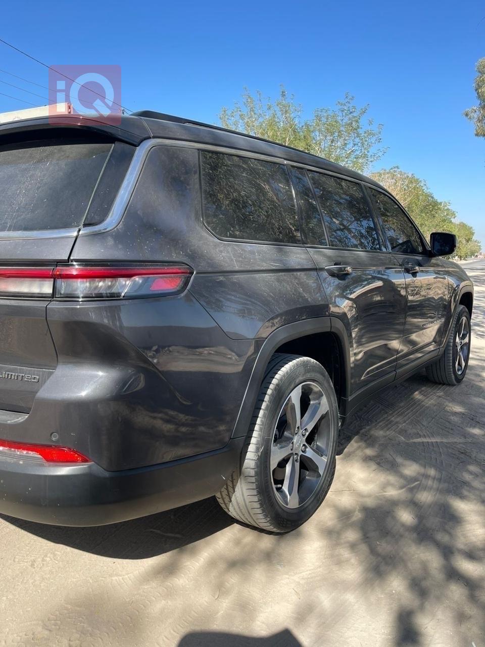 جیپ L گراند شیرۆکی